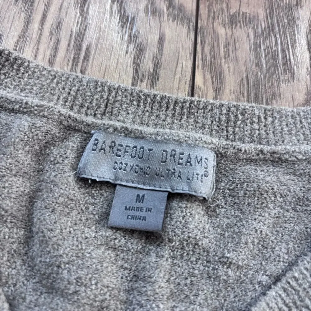 Barefoot Dreams Cozy Chic Ultra Lite Sweater Beach Rock V-Neck M - Picture 3 of 6